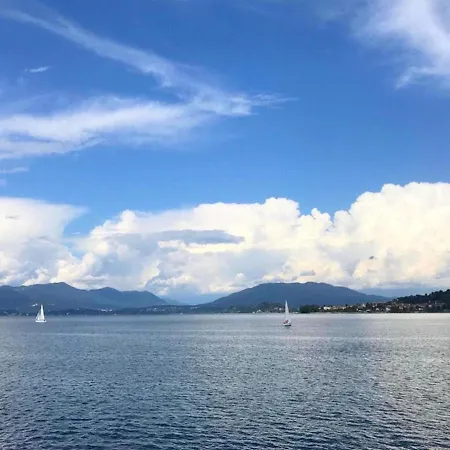 Appartement Brand New And Elegant On Maggiore *